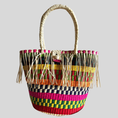 capazo boho con flecos mediano tejido a mano en fibras naturales